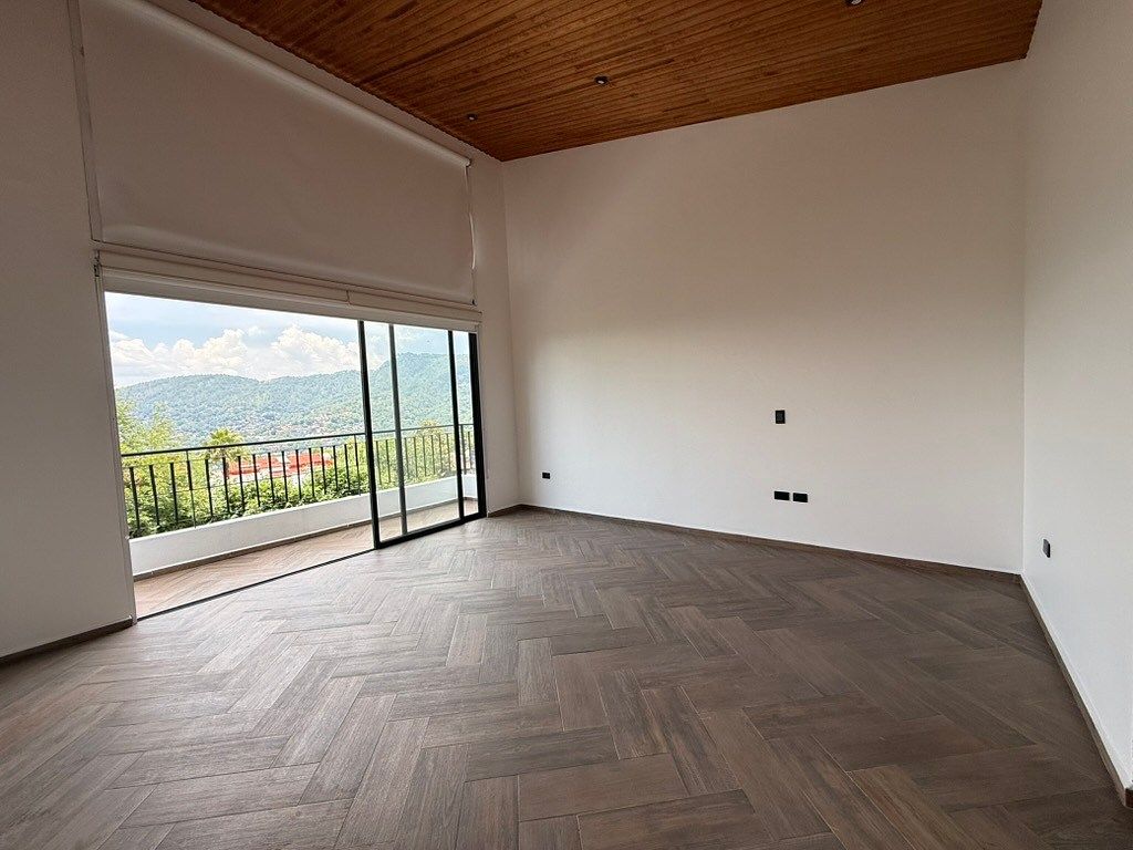 House in Gated Community in Avándaro, Valle de Bravo, photo 14 of 28