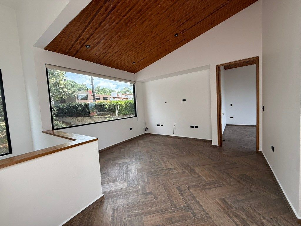 House in Gated Community in Avándaro, Valle de Bravo, photo 11 of 28