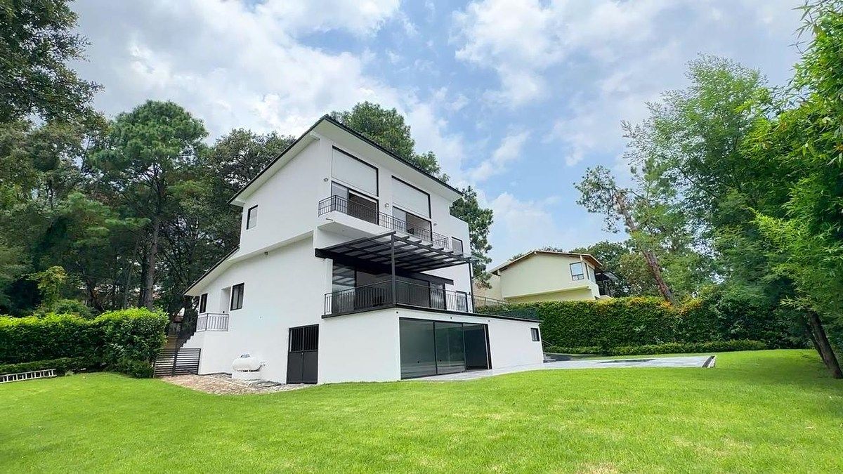 Casa en condominio en Avándaro, Valle de Bravo, foto 2 de 24