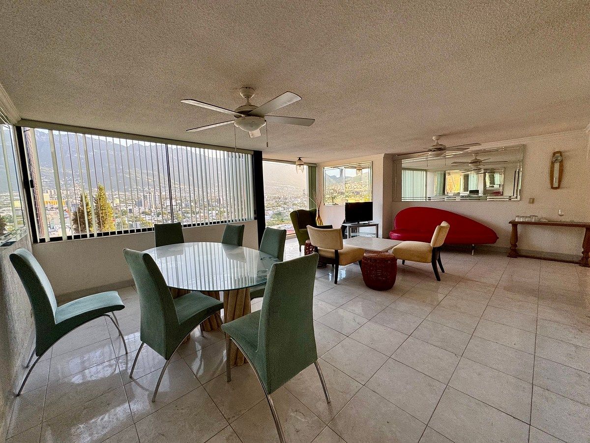 Apartamento em Fuentes del Valle, San Pedro Garza García, foto 2 de 11