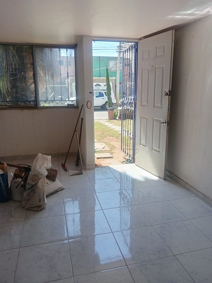 House in Gated Community in San Pablo de las Salinas, Tultitlán, photo 3 of 15