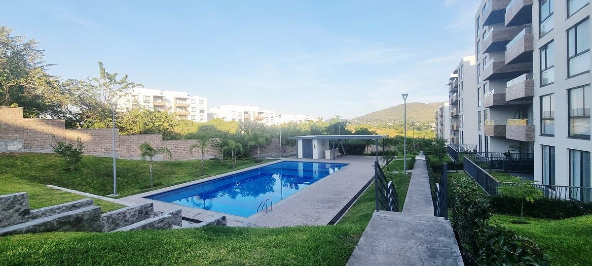 Departamento en Renta Amueblado con Alberca y Amenidades en Santa Fe Lifestyle