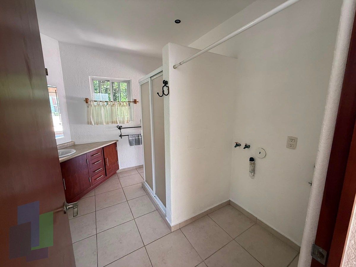 House in Jurica, Querétaro, photo 4 of 49