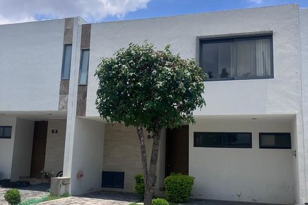 House in Las Villas Residential