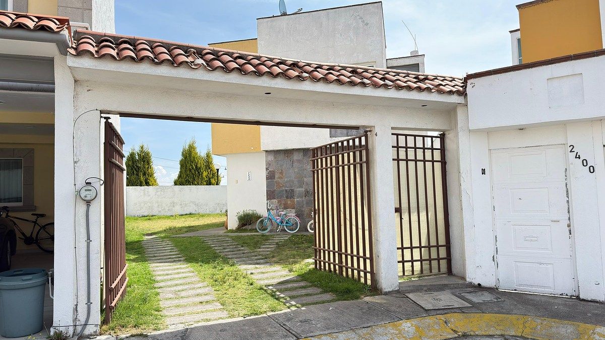 Casa em condomínio fechado em Urbano Bonanza, Metepec, foto 3 de 27