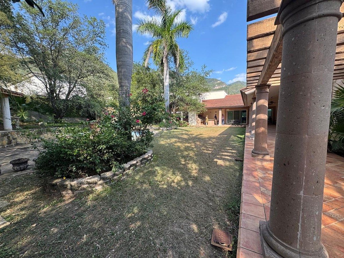 Casa en Portal del Huajuco, Monterrey, foto 25 de 31