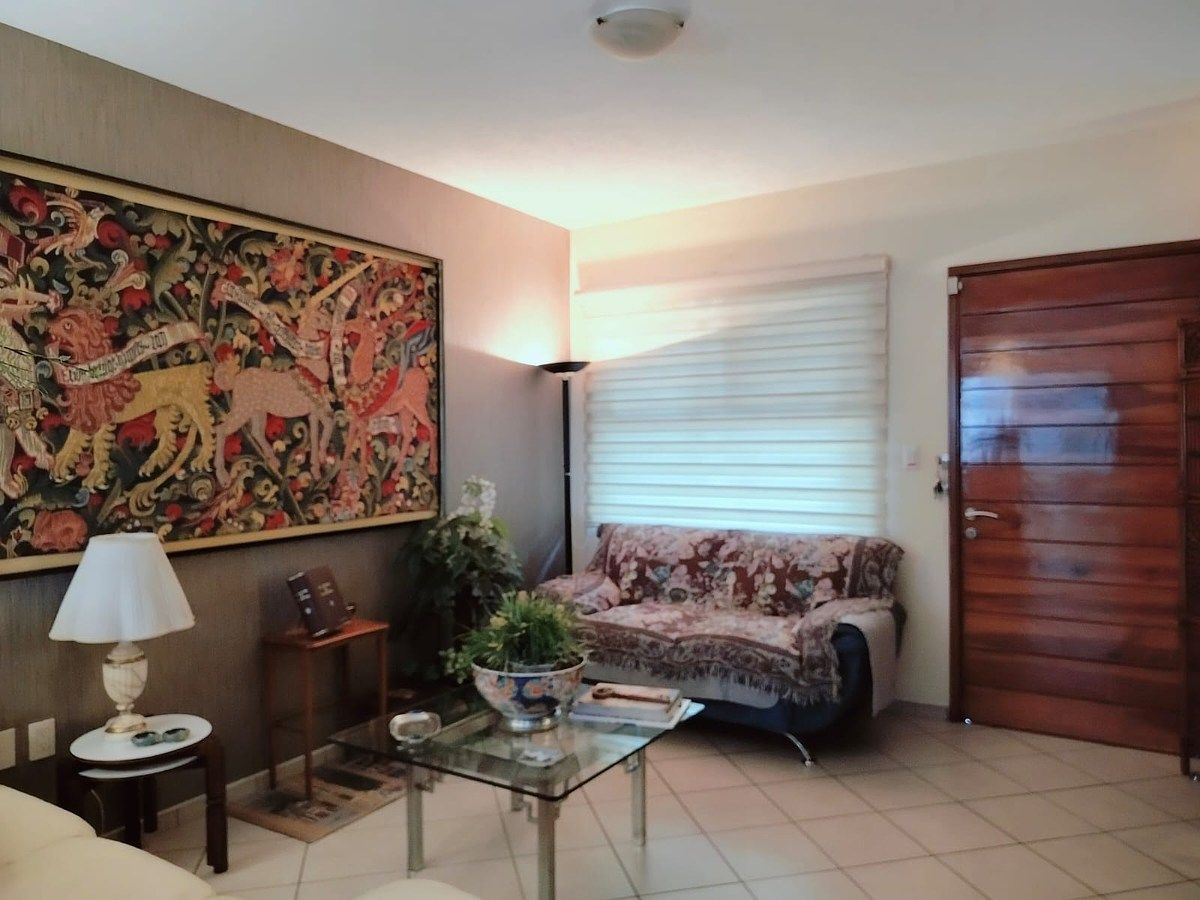 Casa em Galindas Residencial, Querétaro, foto 2 de 24