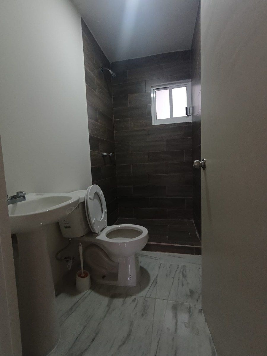 Casa em El Saucillo, Mineral de la Reforma, foto 6 de 9