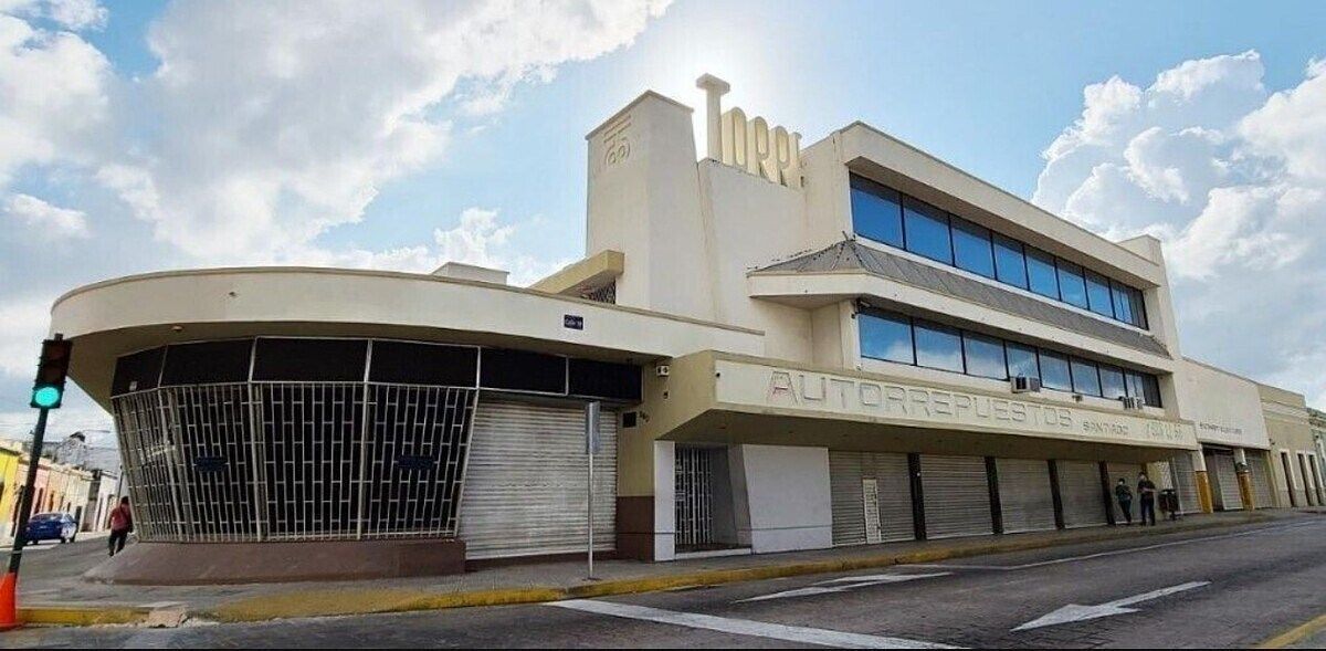 COMMERCIAL BUILDING IN DOWNTOWN MERIDA FOR SALE, photo 1 of 35