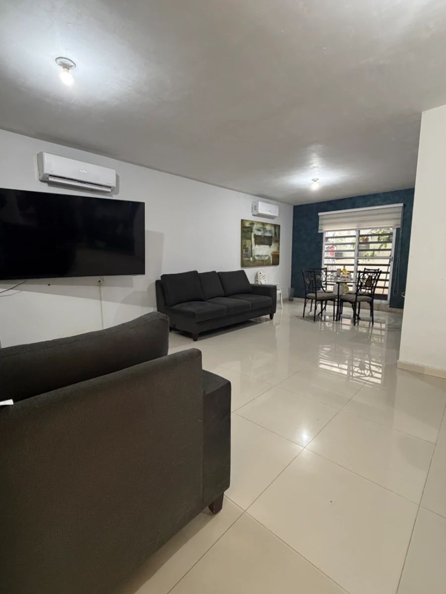 Casa en Cerradas Magenta, Apodaca, foto 4 de 21