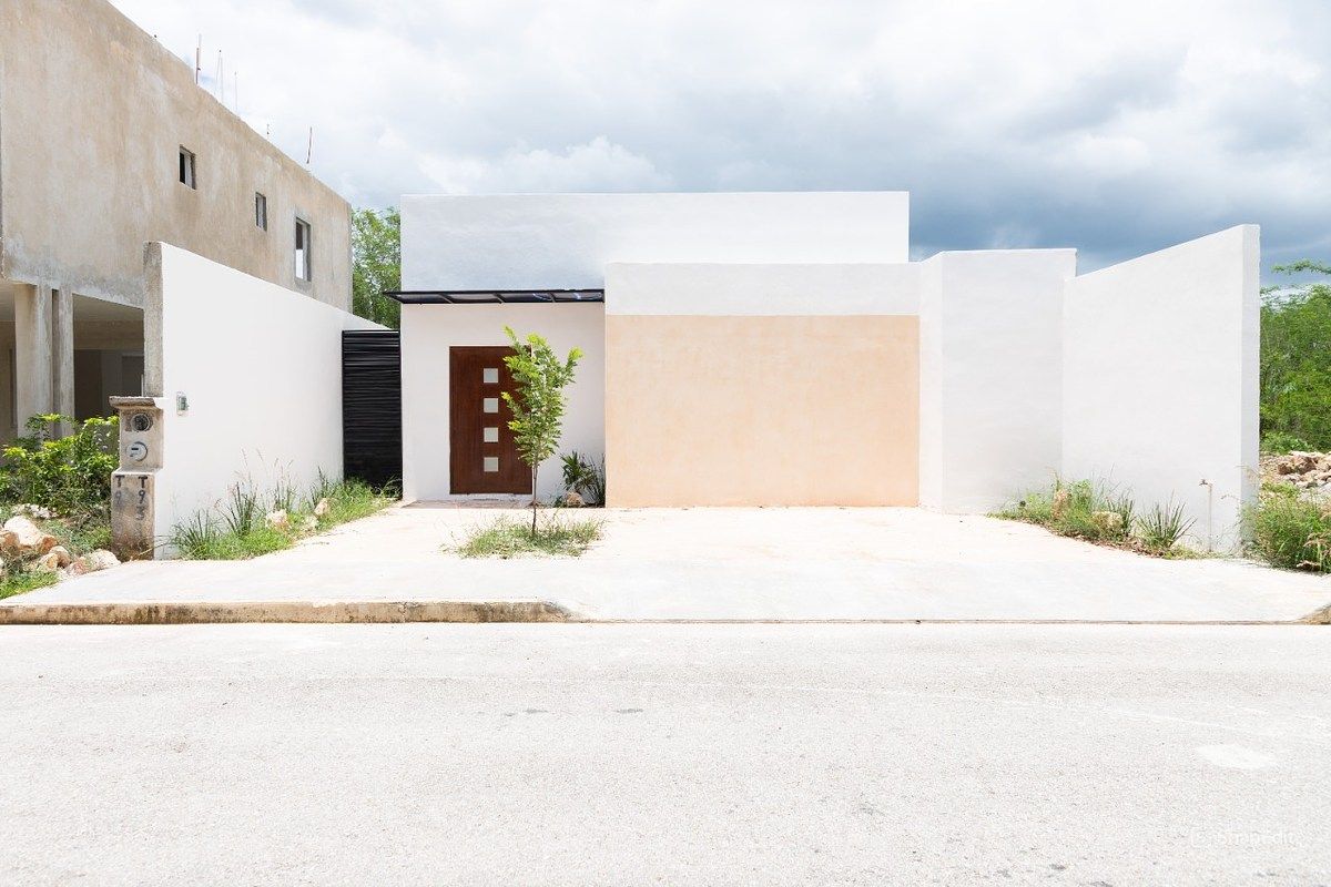 VENTA DE CASA EN CONKAL UNA PLANTA, foto 1 de 21