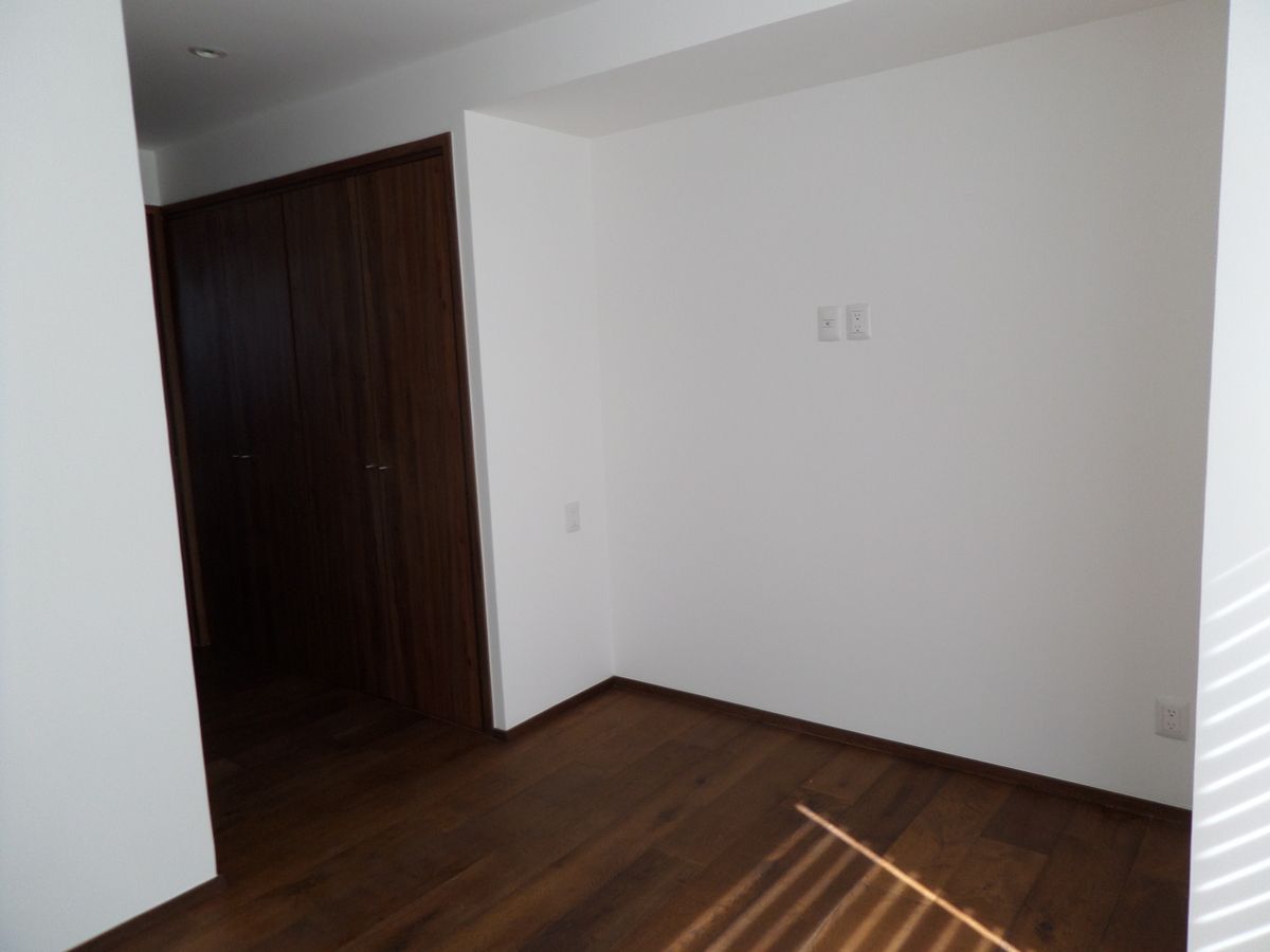 1a. Recamara con clóset y baño, foto 7 de 34