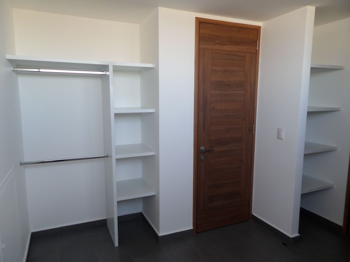 Cuarto de servicio con baño, foto 15 de 34