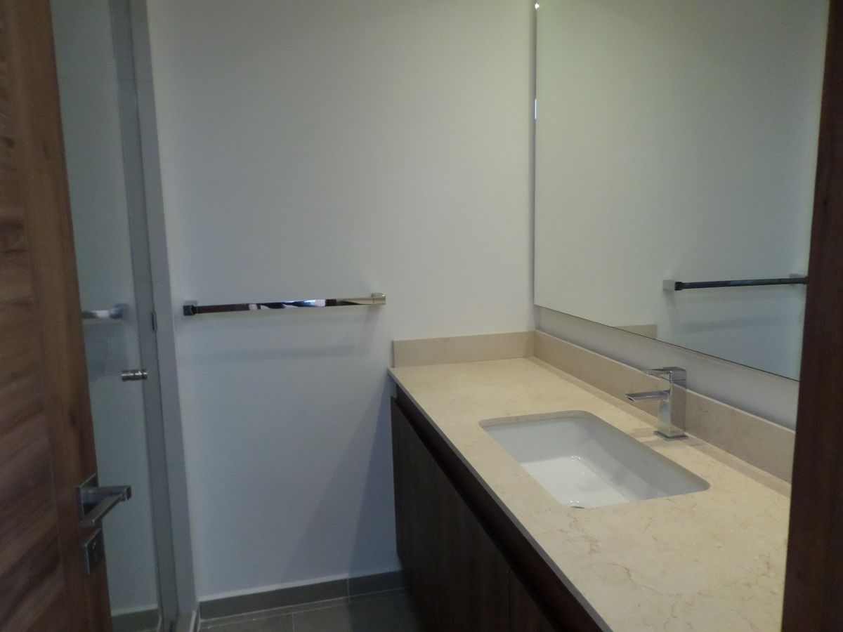 Baño completo, foto 11 de 34