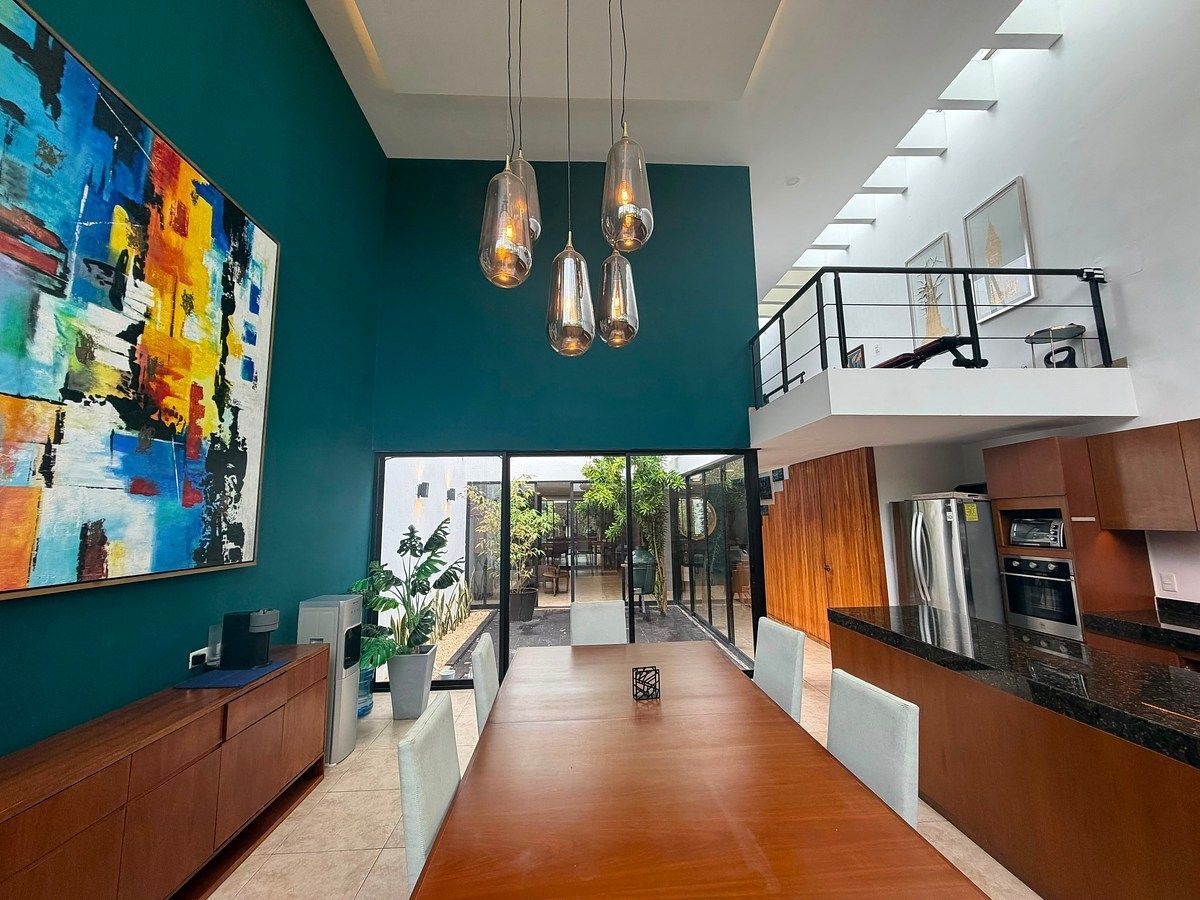 Townhouse de Lujo con Espacios Amplios y Doble Altura en Copó, foto 1 de 22