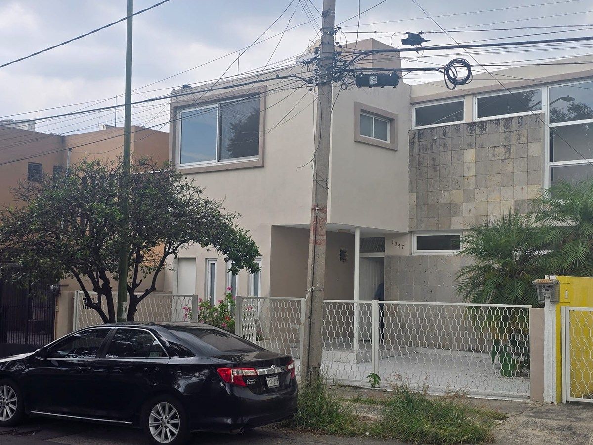 Casa para Aluguel, foto 1 de 17