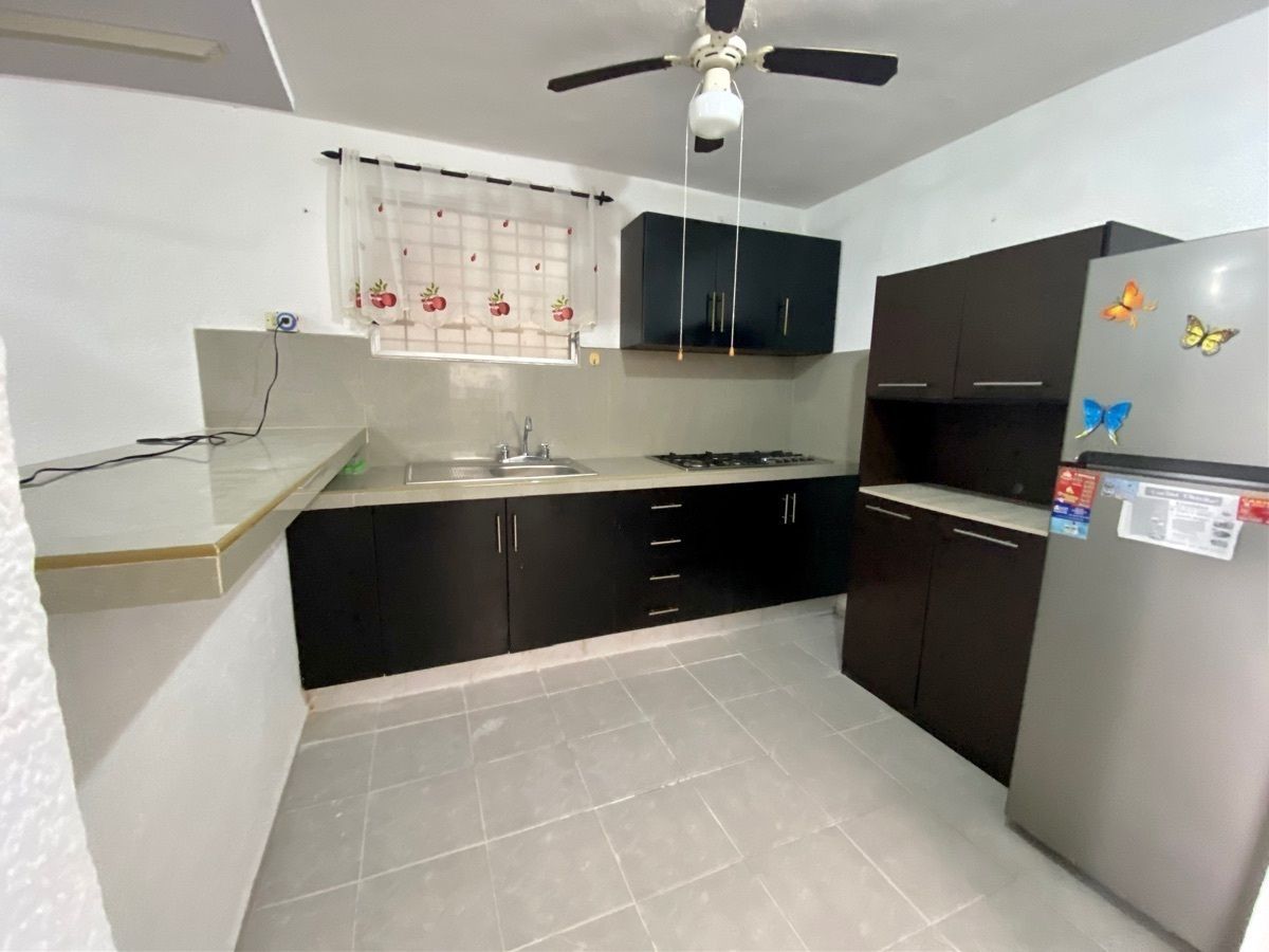 Casa en La Castellana, Mérida, foto 3 de 24