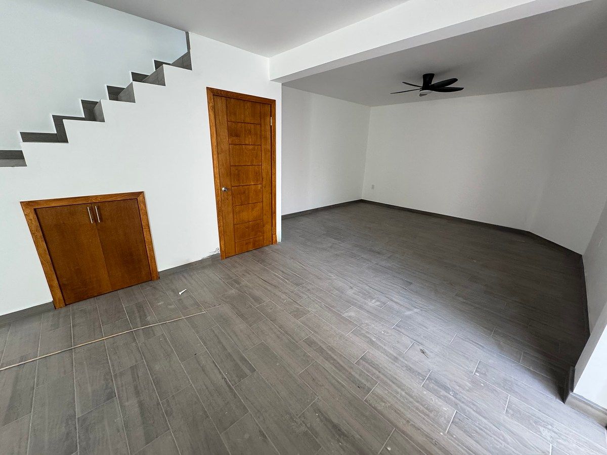 Casa em Jardín Dorado, Tijuana, foto 4 de 9