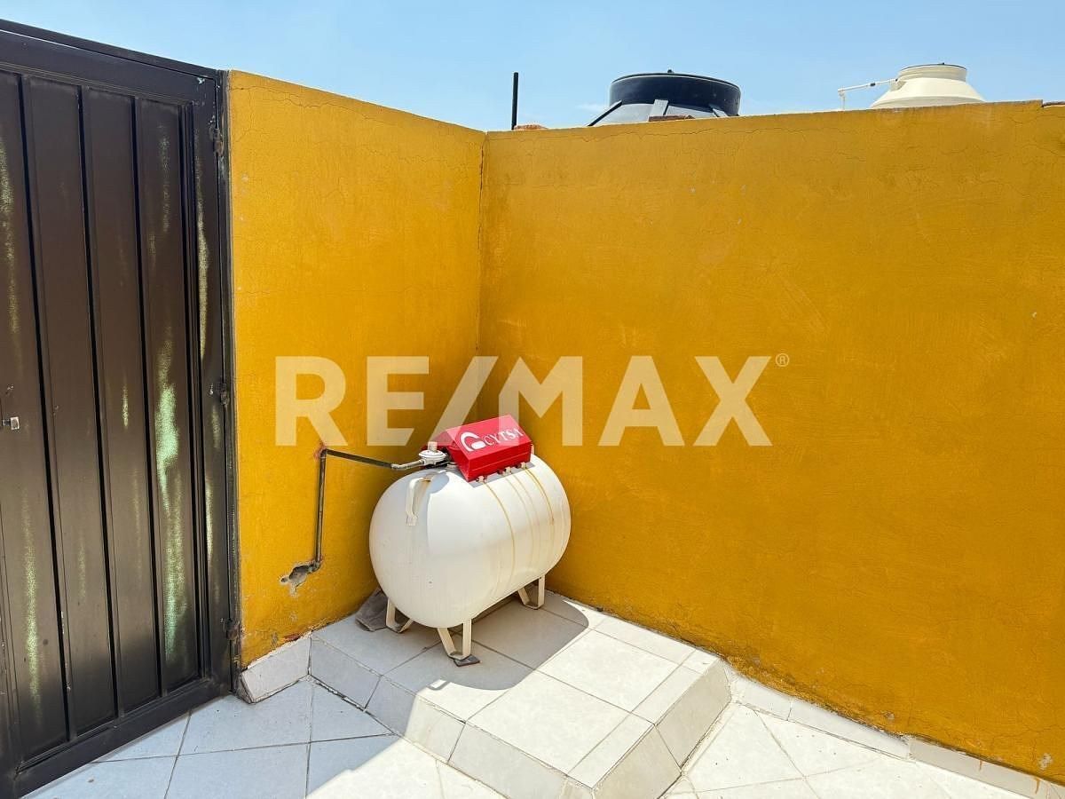 House in Gated Community in Rinconada San Felipe I, Coacalco de Berriozábal, photo 3 of 12