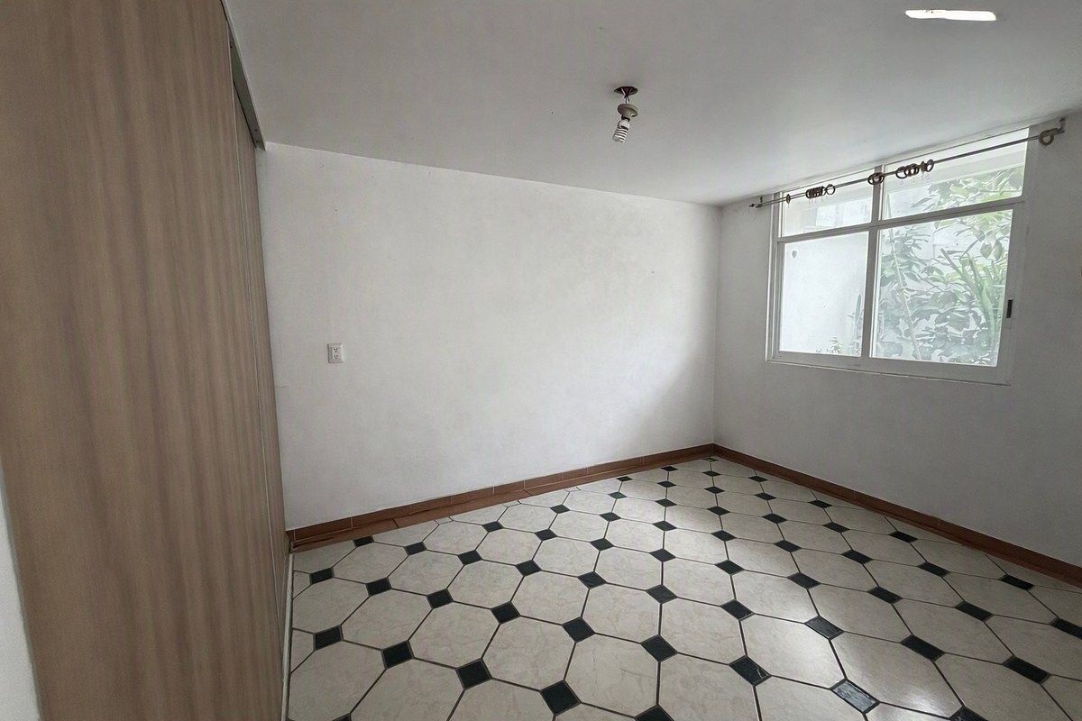 House in Granjas Populares Guadalupe Tulpetlac, Ecatepec de Morelos, photo 20 of 21