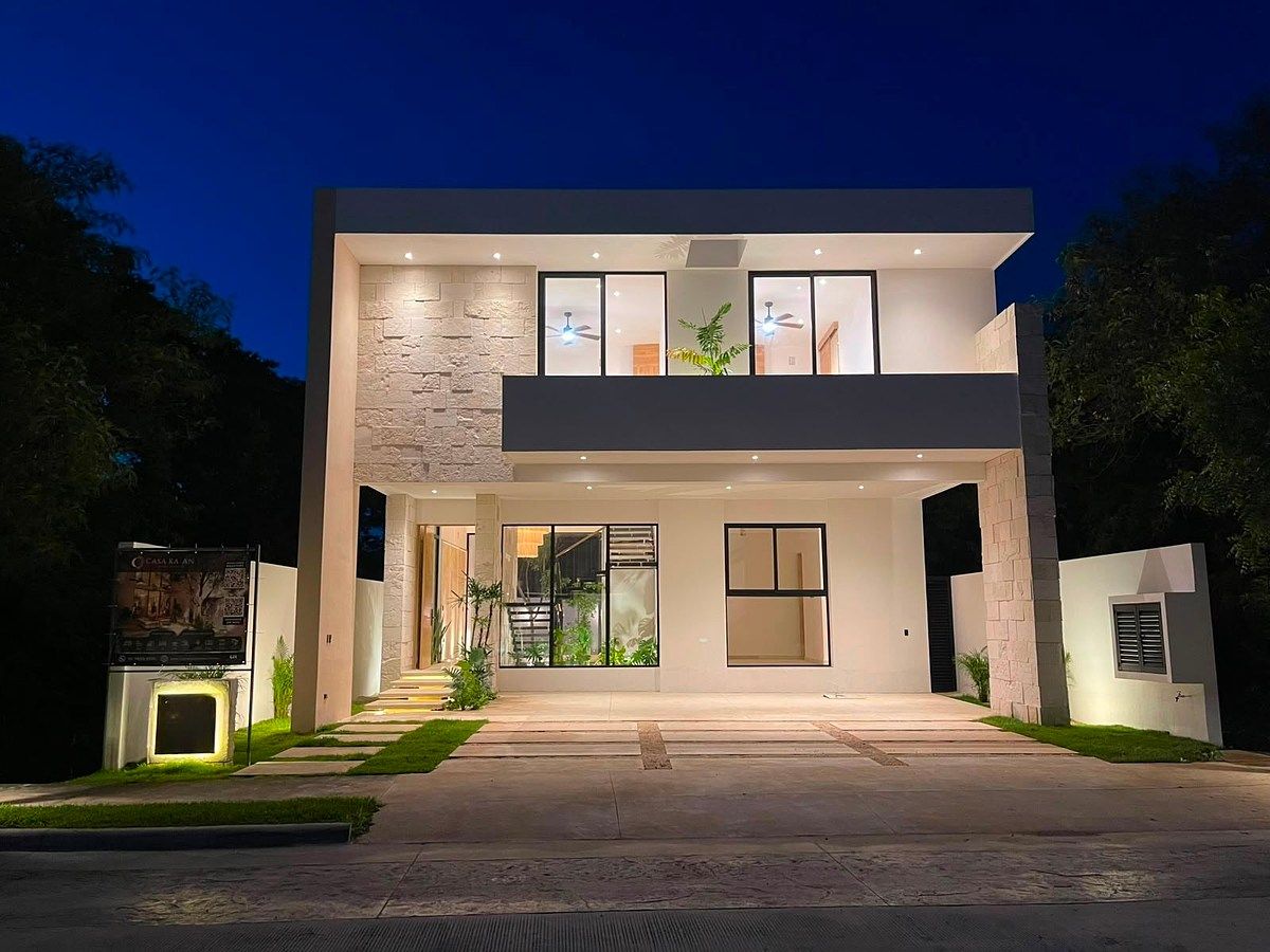 House in Residential Tamara, photo 1 of 11