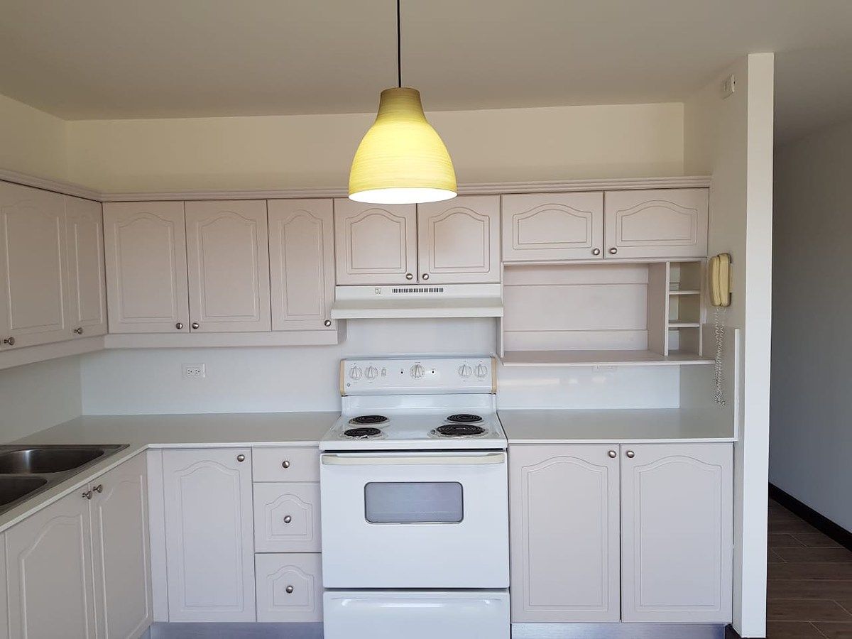 Apartamento en Renta – Edificio Santorini, Zona 14, foto 1 de 10