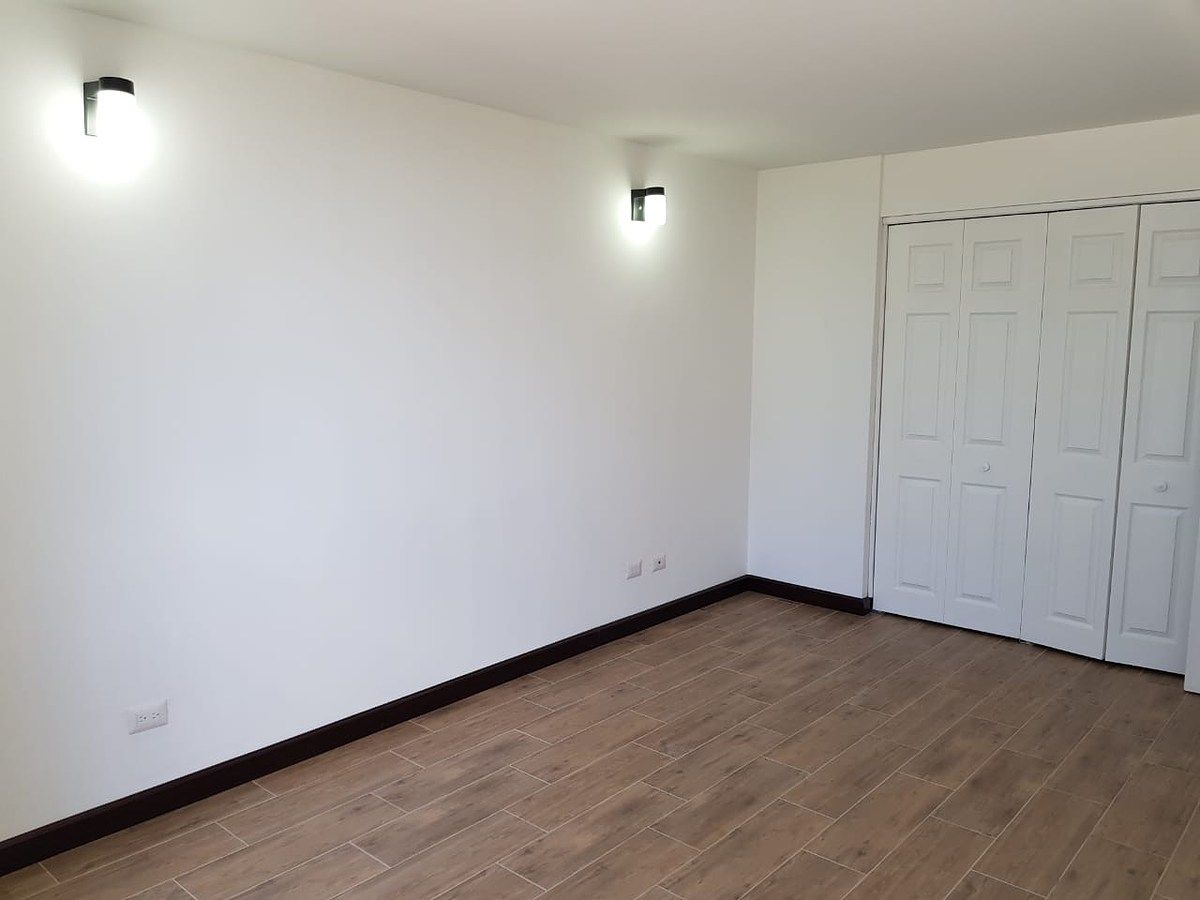 Apartamento en Zona 14, Guatemala, foto 5 de 10