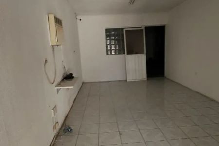 Casa de una planta con bodega en Las Granjas | 3 recámaras