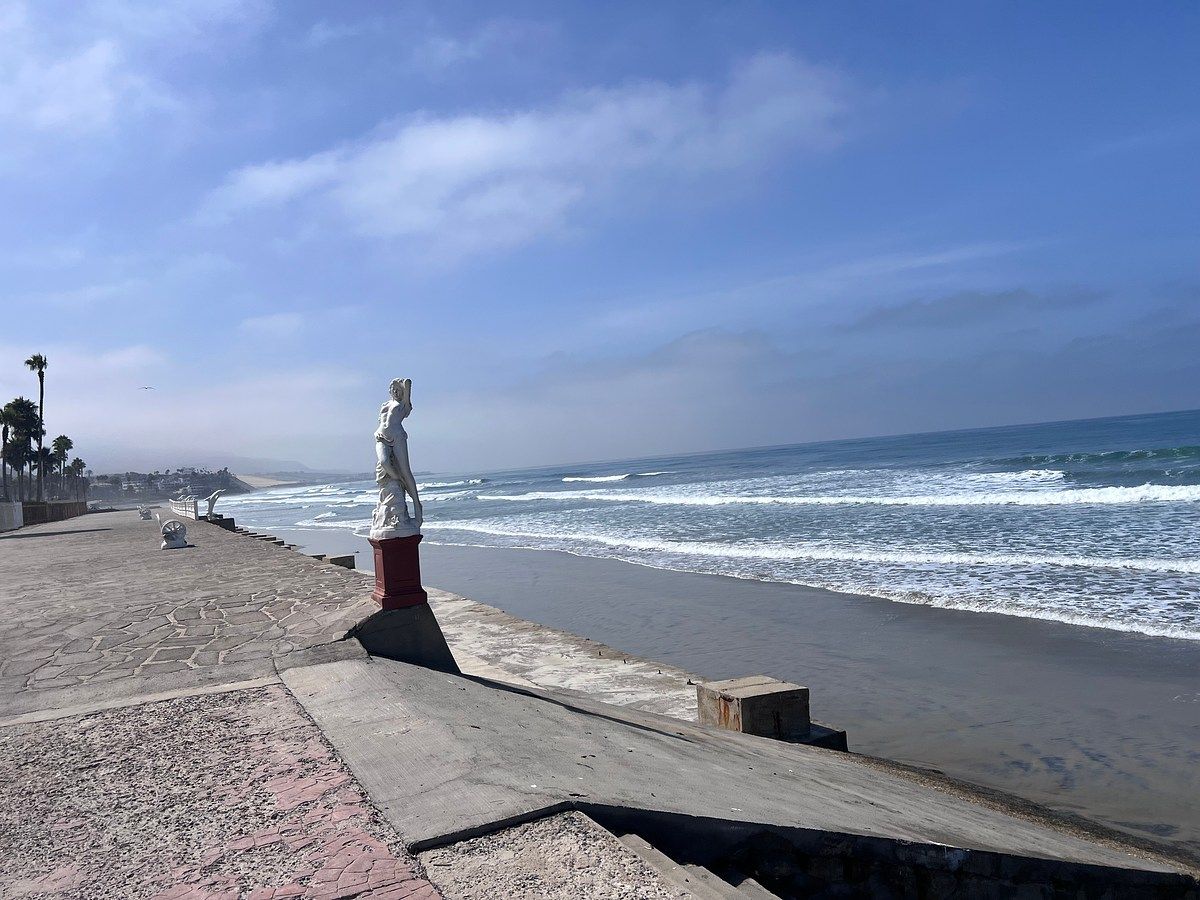 Casa em Campos Reynoso, Playas de Rosarito, foto 2 de 27