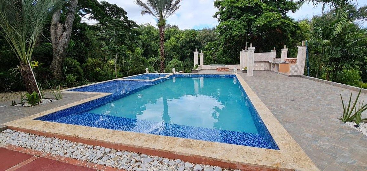 Casa 2 Niveles con Piscina 328  Mts en Najayo, San Cristobal, foto 1 de 13