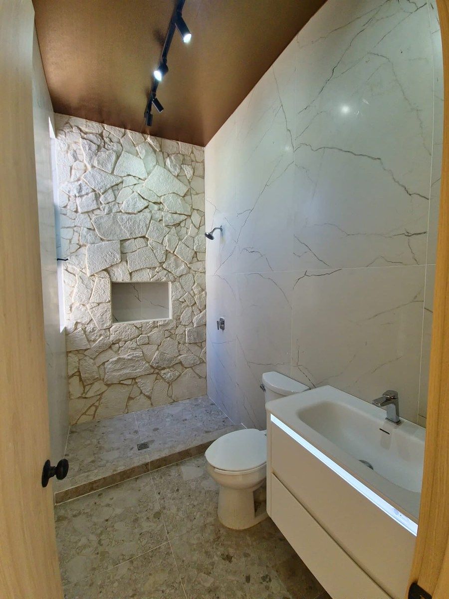BAÑO COMLETO COMPARTIDO, foto 16 de 19