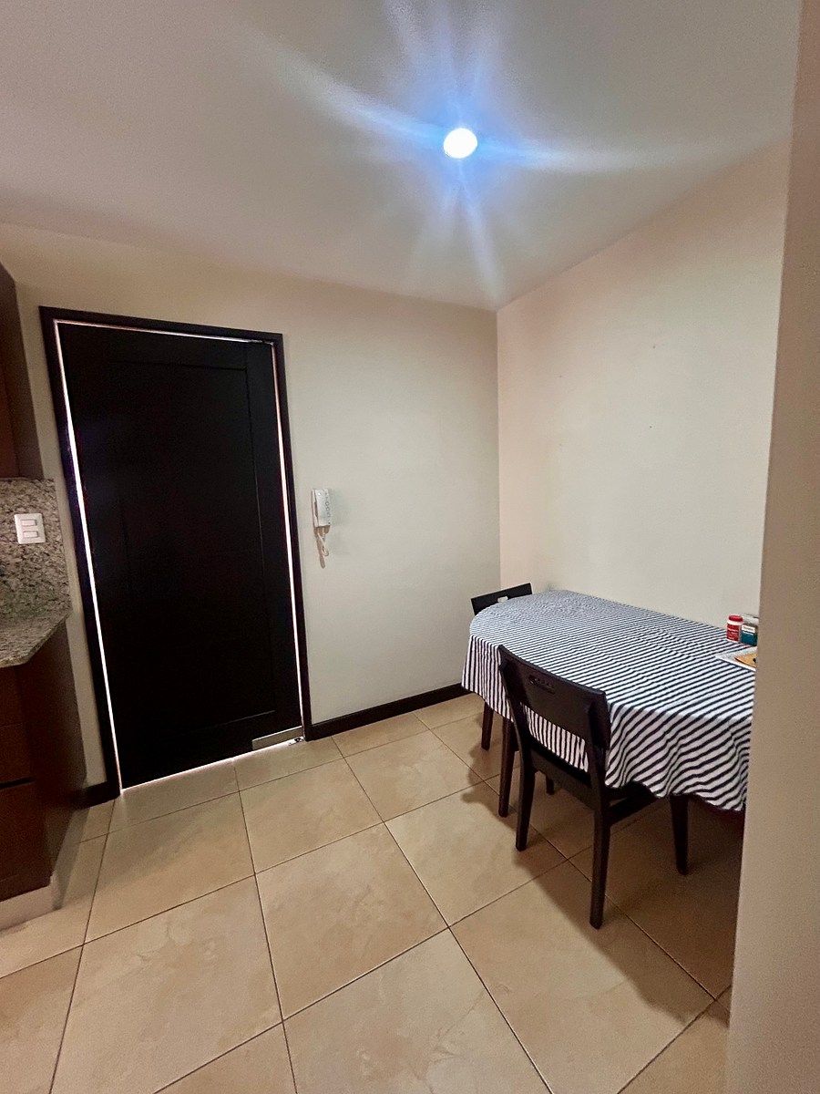 Apartamento en 10, Guatemala, foto 8 de 22