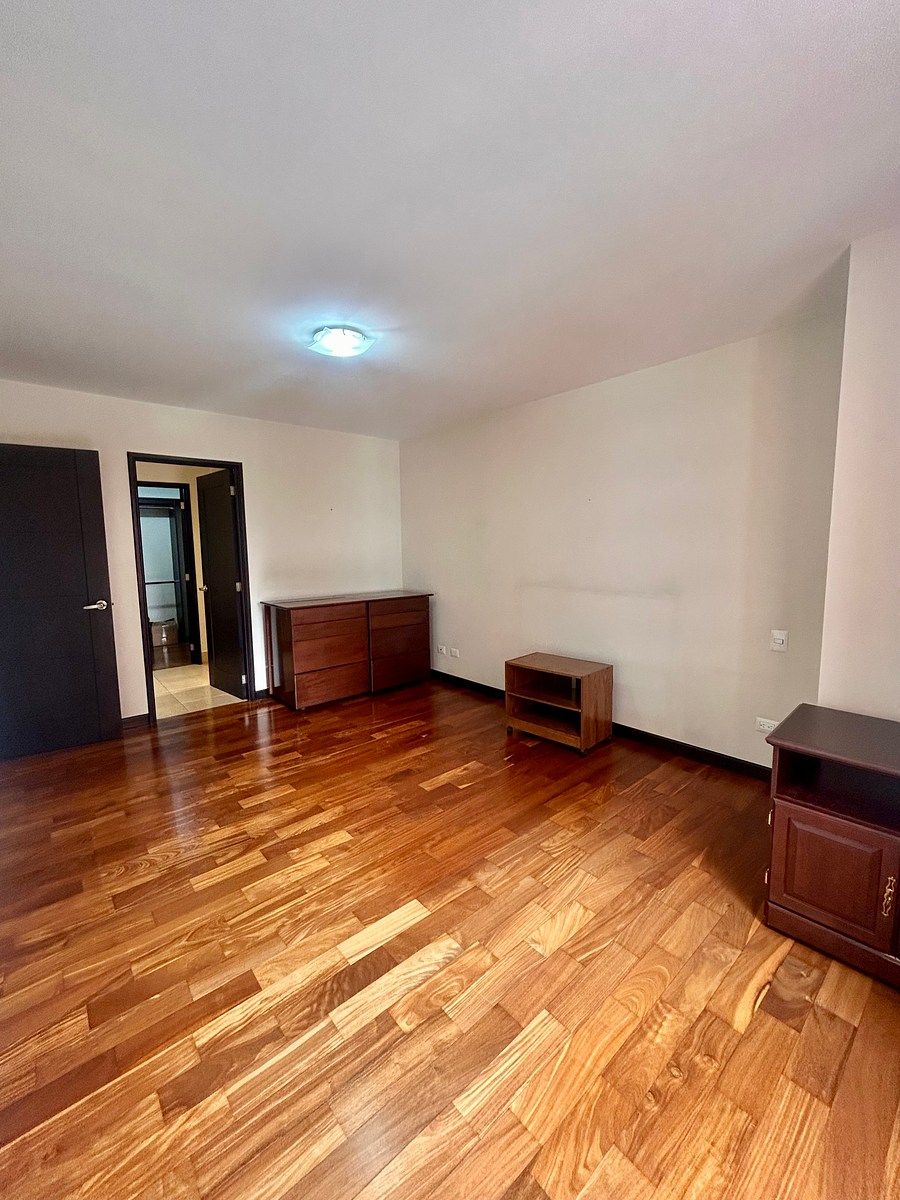 Apartamento en 10, Guatemala, foto 15 de 22