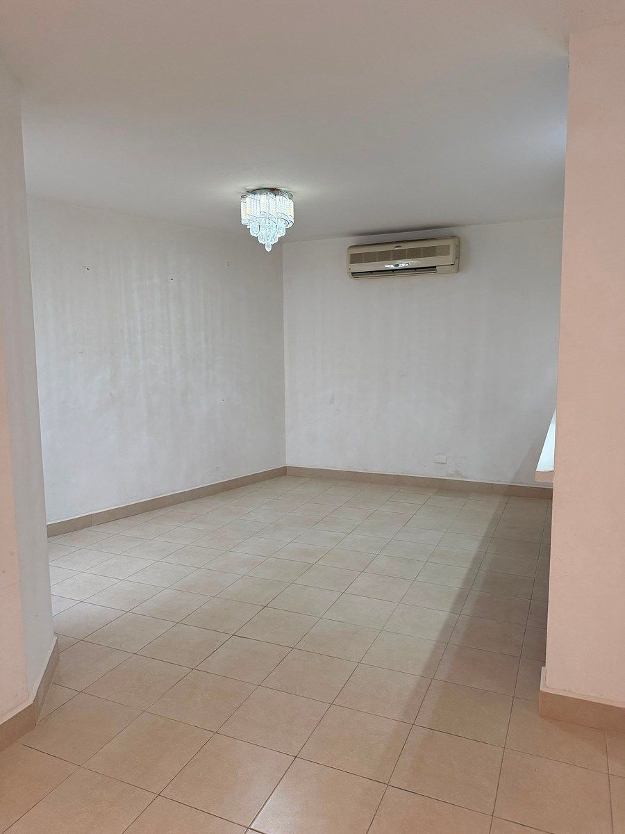 Casa em Bosques Del Poniente, Santa Catarina, foto 3 de 8