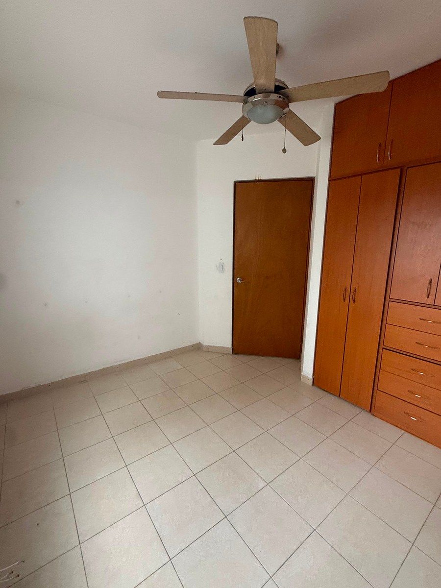 Casa em Bosques Del Poniente, Santa Catarina, foto 4 de 8