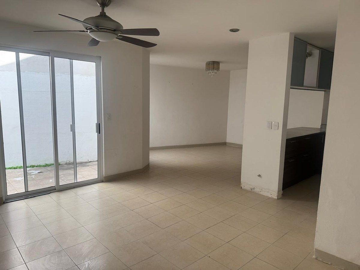 Casa em Bosques Del Poniente, Santa Catarina, foto 7 de 8