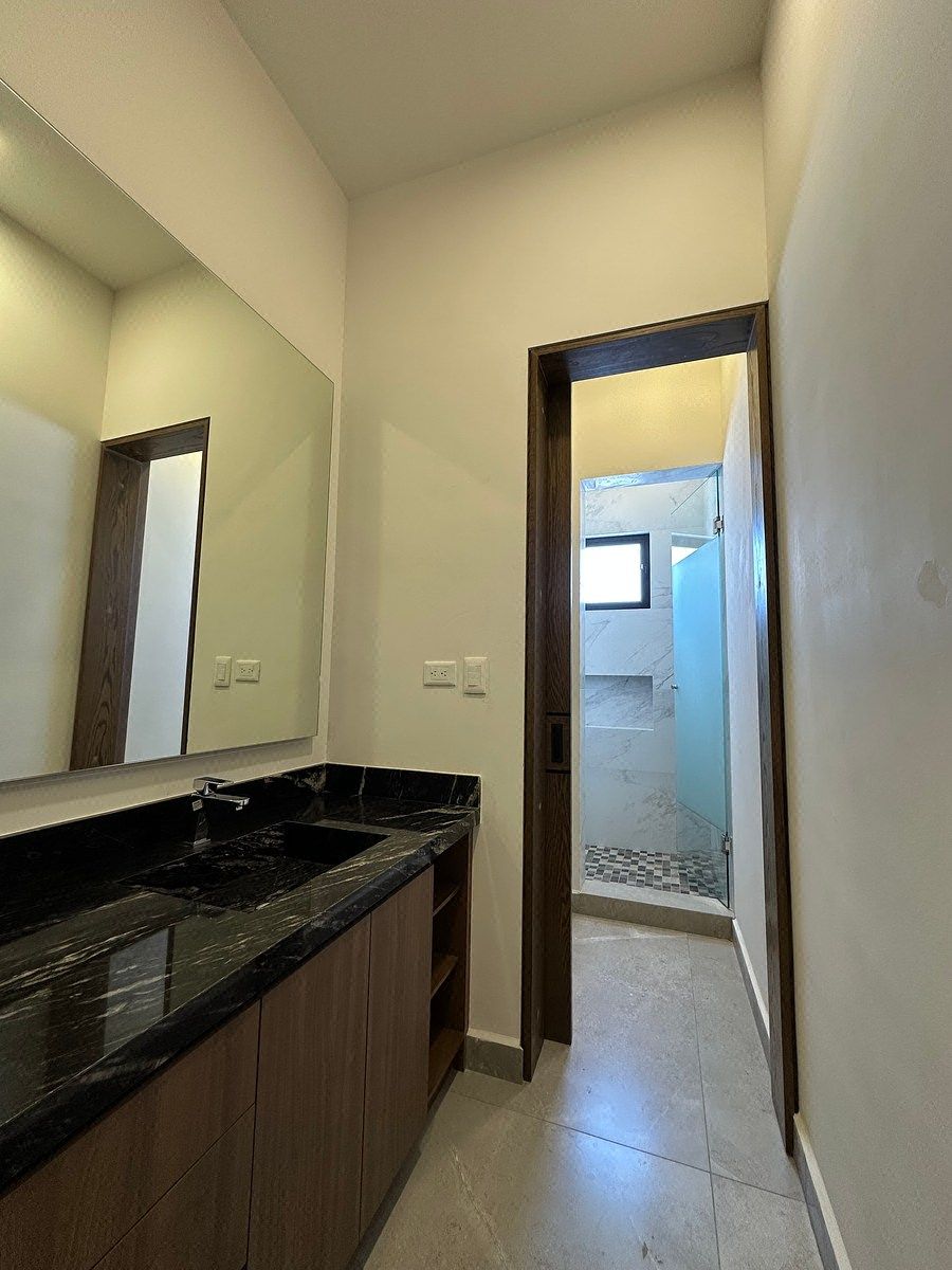 House in Valles de Cristal, Monterrey, photo 17 of 17