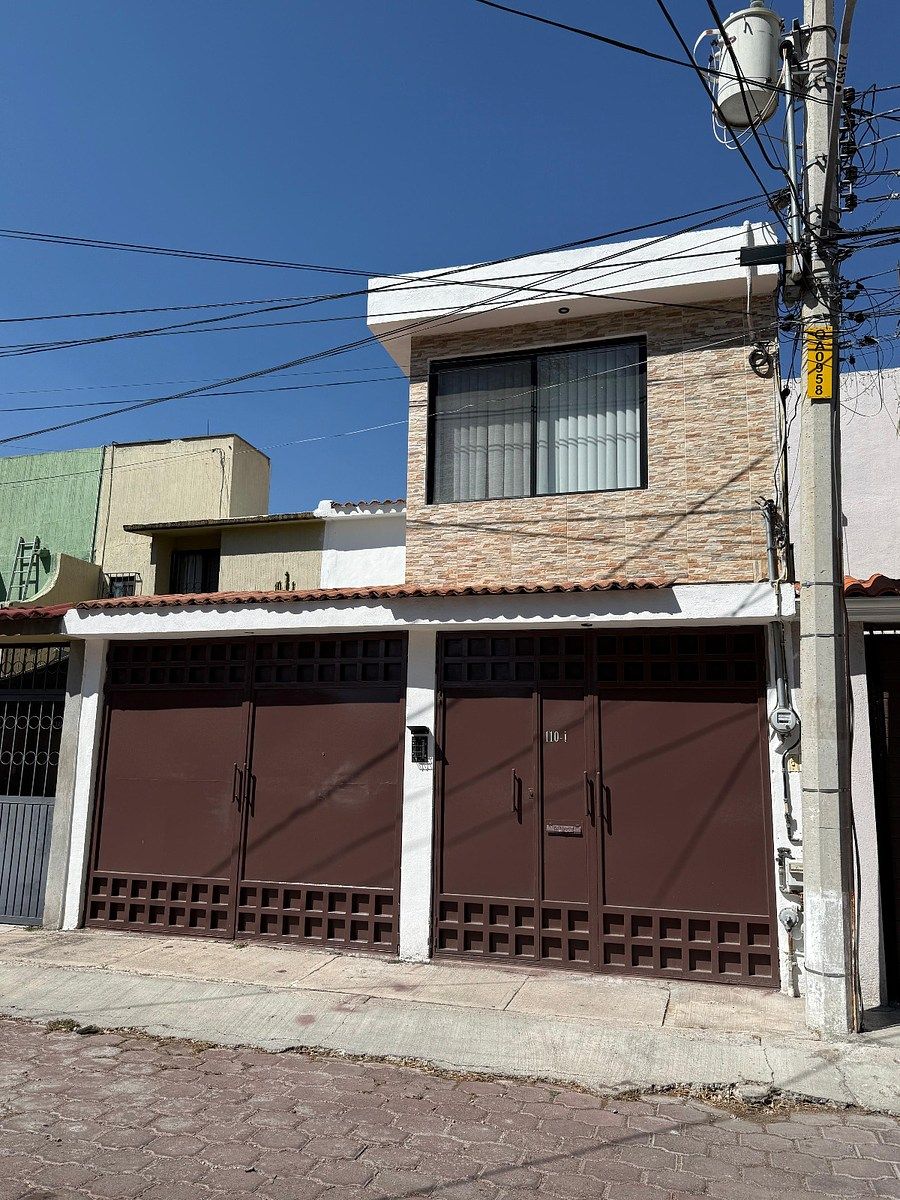 Casa à venda com escritório na Ex Hacienda El Tintero, Querétaro, foto 1 de 19