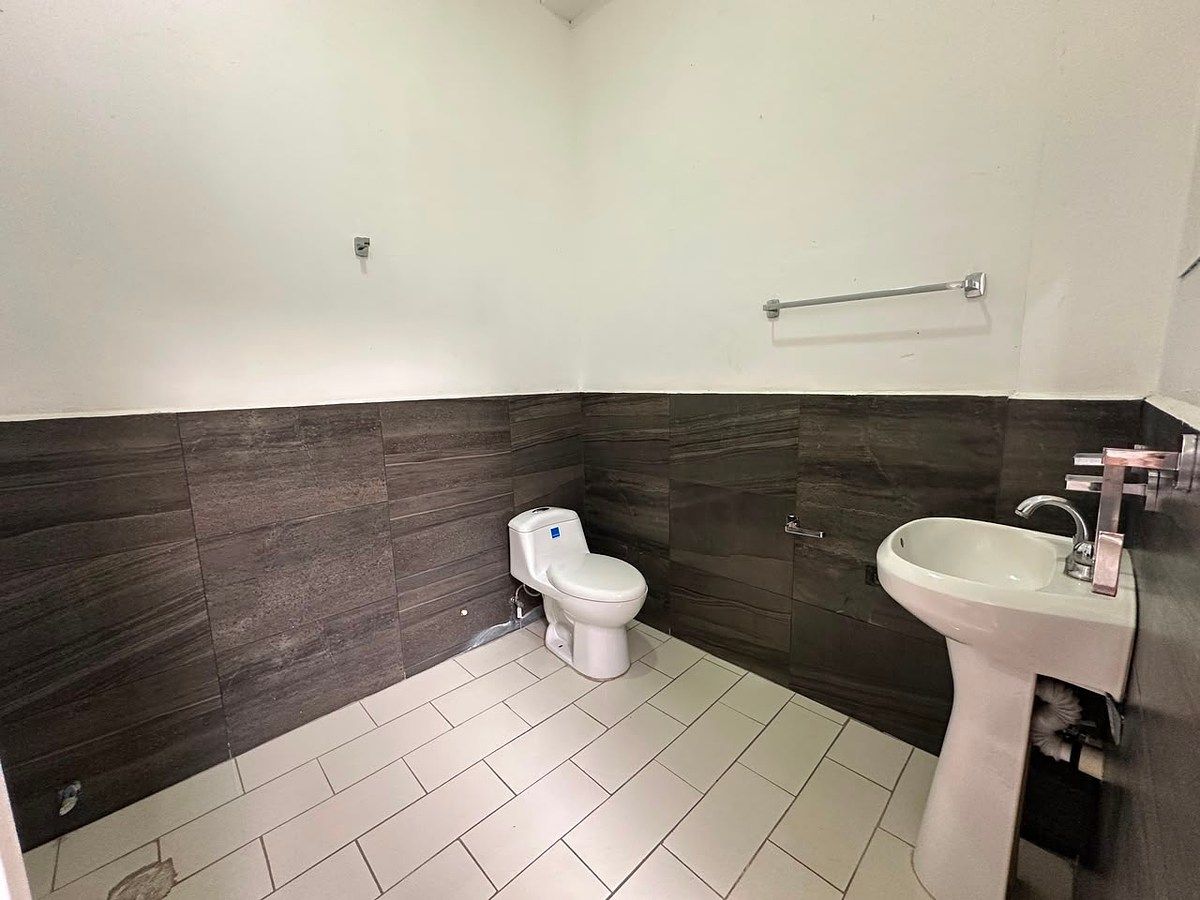 Sala Comercial em Rinconada Del Parque, Zapopan, foto 19 de 21