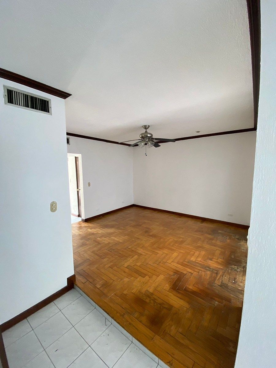 Casa em Santa Engracia, San Pedro Garza García, foto 3 de 12