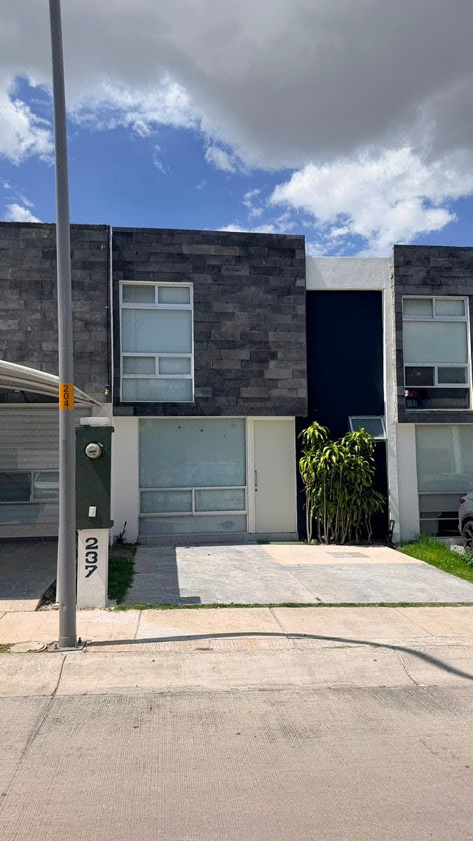 Casa en Bosque Sereno, Aguascalientes, foto 2 de 14