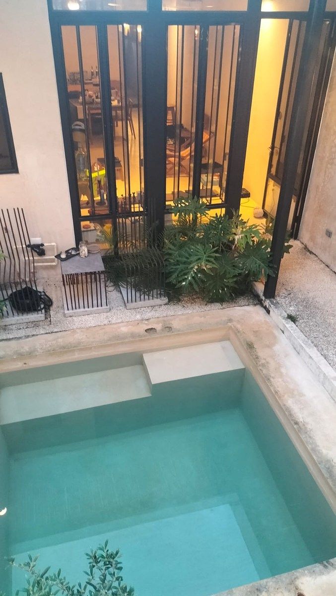 House for Rent one block from Av de Temozón semi-furnished, photo 1 of 34