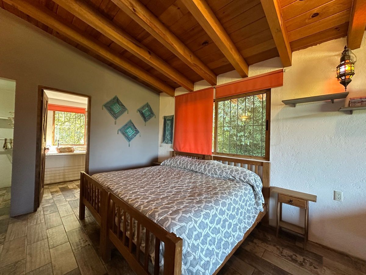 House in San Mateo Acatitlán, Valle de Bravo, photo 11 of 34
