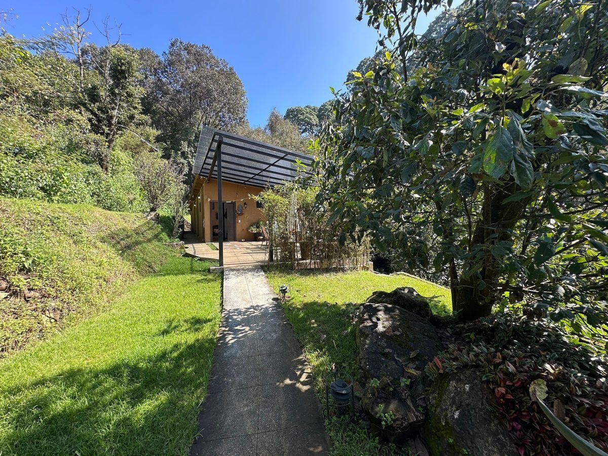 House in San Mateo Acatitlán, Valle de Bravo, photo 32 of 34
