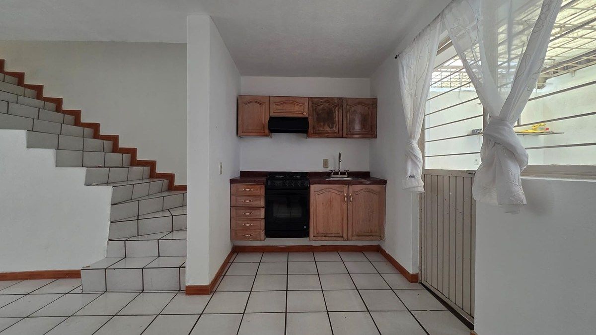 House in Parques Del Nilo, Guadalajara, photo 9 of 21