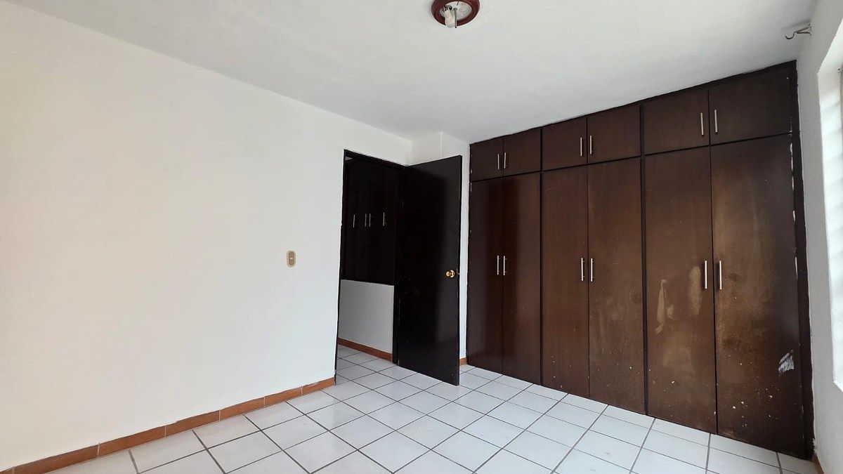 House in Parques Del Nilo, Guadalajara, photo 17 of 21