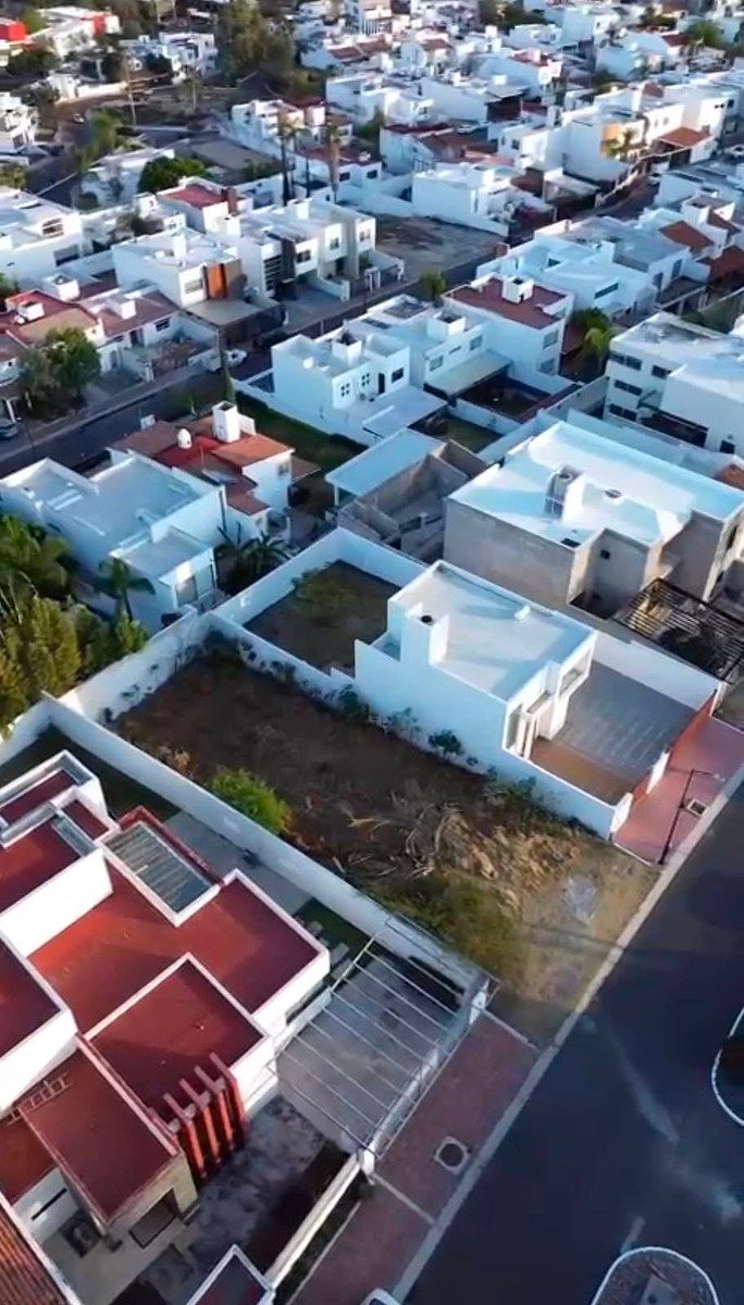 VENTA DE TERRENO EN REAL DE JURIQUILLA. 11, foto 1 de 6