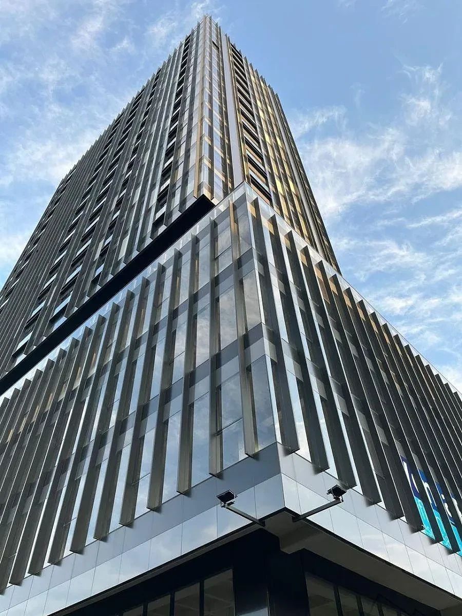 Departamento en amueblado Renta, frente a Plaza Patria, Country Club Gdl, foto 1 de 27