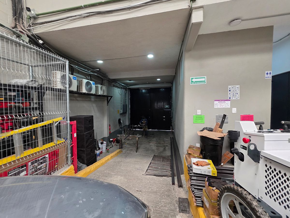 Bodega comercial en San Pedro de los Pinos, Benito Juárez, foto 3 de 20