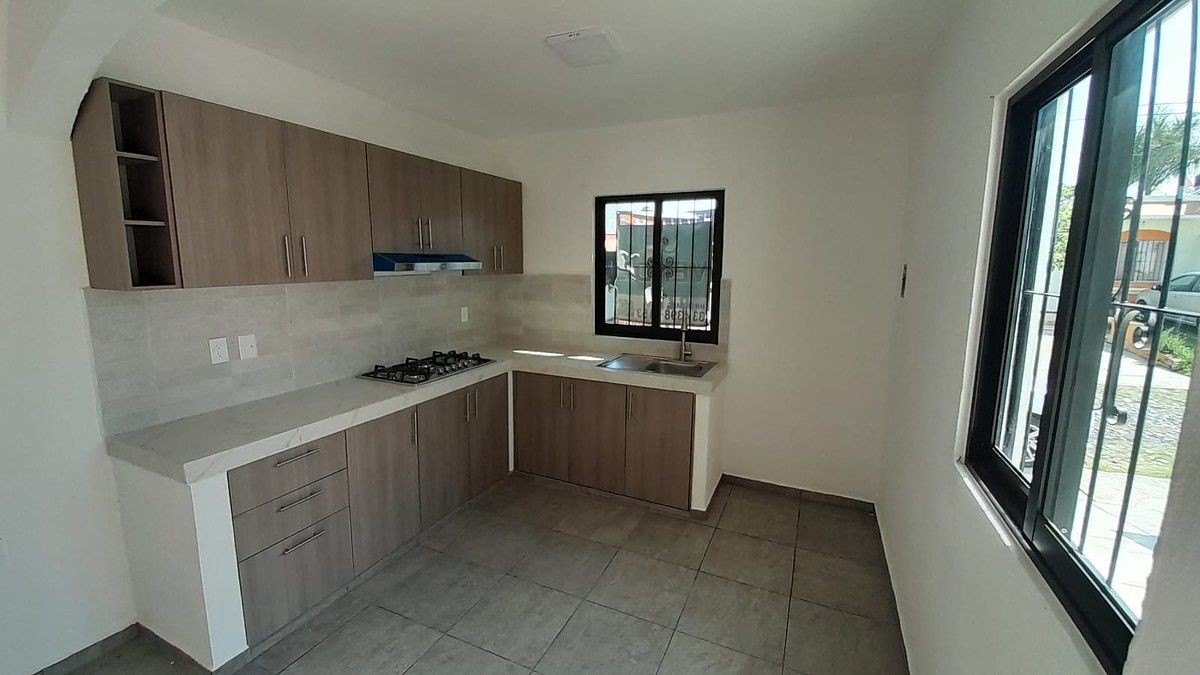 Casa en Villas Providencia, Villa de Alvarez, foto 6 de 18